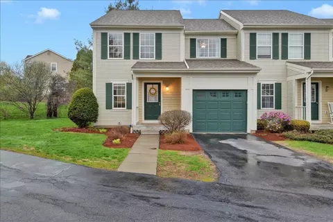 37 Fox Run Rd, Essex Junction, VT 05452