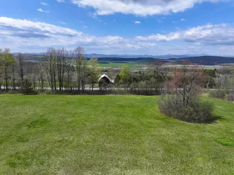 600 West St, Cornwall, VT 05753