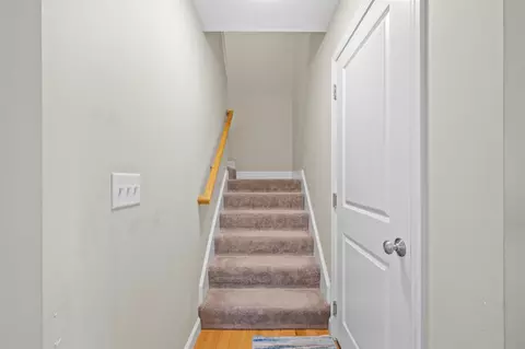 Entry Way - 82 Fremont Rd #A, Epping, NH 03042 photo 3 of 7