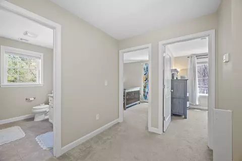 Entry Way - 82 Fremont Rd #A, Epping, NH 03042 photo 5 of 7