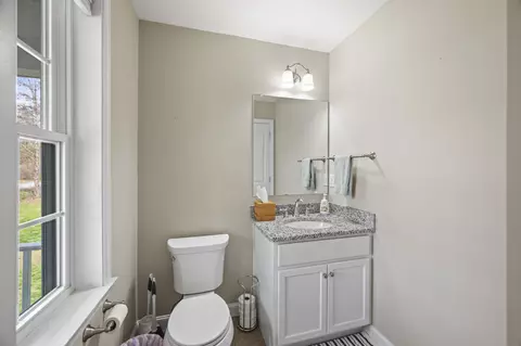 Bath - 82 Fremont Rd #A, Epping, NH 03042 photo 1 of 3