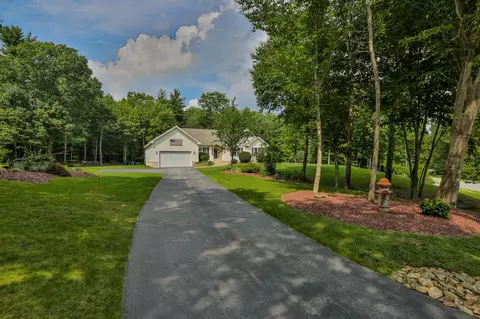303 Lords Mill Rd, Epsom, NH 03234