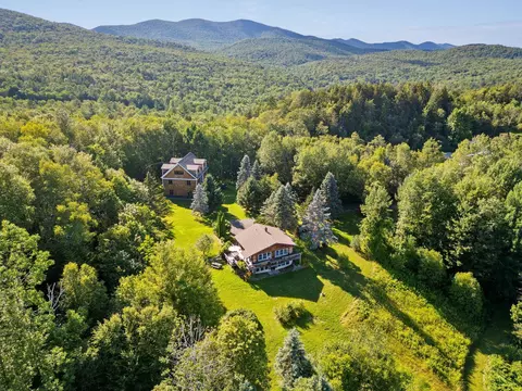 691 Dartt Hill Rd, Bethel, VT 05032