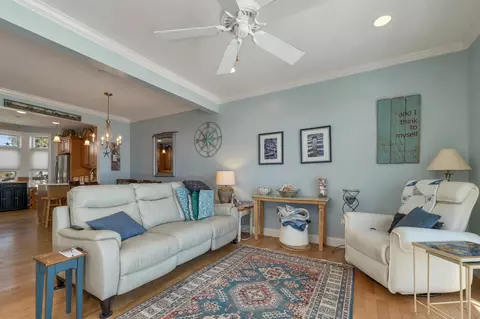 Living - 24 Harbor Rd #9, Hampton, NH 03842 photo 3 of 4