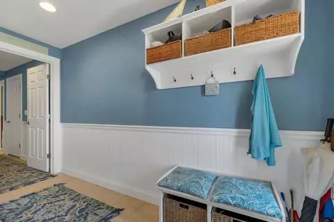 Entry Way - 24 Harbor Rd #9, Hampton, NH 03842 photo 3 of 3