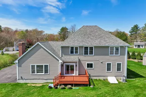 Exterior - 1 Squire Armour Rd, Windham, NH 03087 photo 2 of 4
