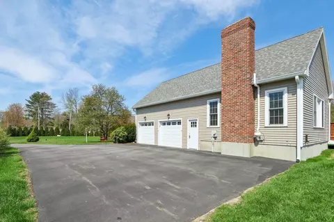 Other - 1 Squire Armour Rd, Windham, NH 03087 photo 1 of 12