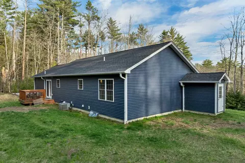 Exterior - 123 Parade Rd, Barnstead, NH 03218 photo 2 of 3