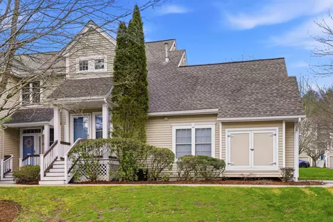 23 Bourne Dr, Bedford, NH 03110