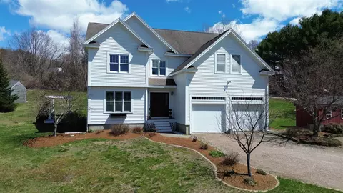 10 Meadow Dr, Jericho, VT 05465