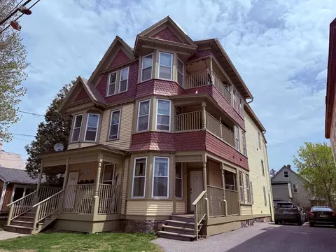 26-28 Converse Ct, Burlington, VT 05401