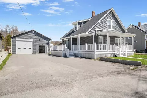 13 Merrill St, Colebrook, NH 03576