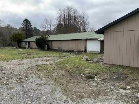Exterior - 855 North St, Brandon, VT 05733 photo 5 of 5