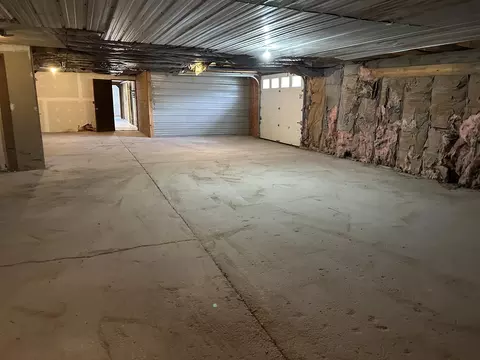 Exterior - 855 North St, Brandon, VT 05733 photo 2 of 5