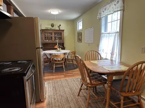 Dining - 855 North St, Brandon, VT 05733 photo 4 of 4