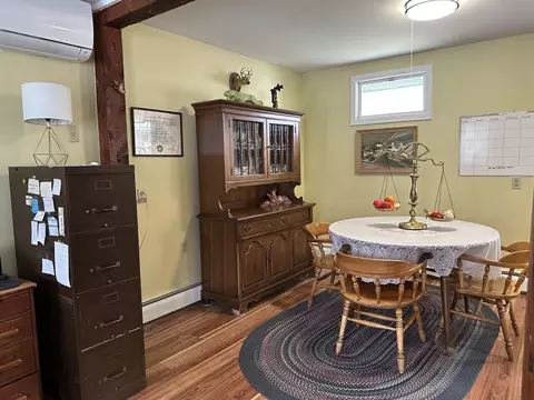 Dining - 855 North St, Brandon, VT 05733 photo 1 of 4