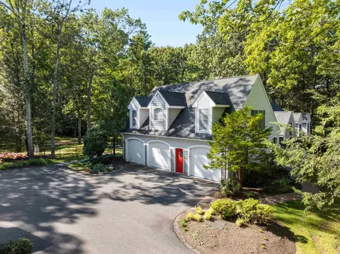 117 Castle Hill Rd, Windham, NH 03087 photo 2