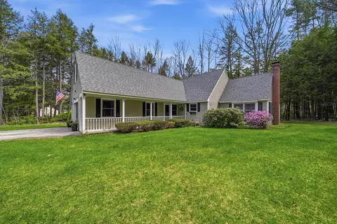 7 Picard Rd, Peterborough, NH 03458