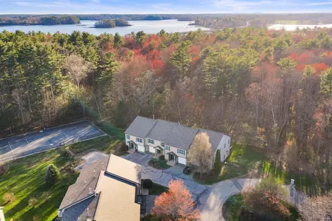 24 Deborah Ln, Dover, NH 03820