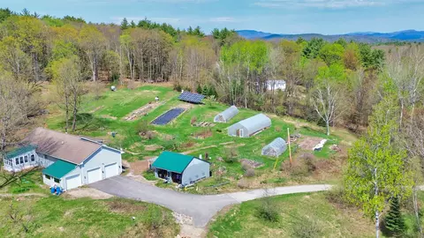 77 Old Turnpike Rd, Salisbury, NH 03268