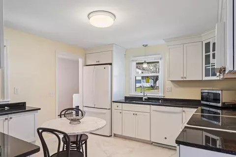 Kitchen - 9 Carolan Ave, Hampton, NH 03842 photo 3 of 3