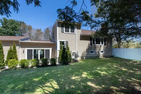 Exterior - 9 Carolan Ave, Hampton, NH 03842 photo 5 of 12