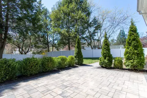 Exterior - 9 Carolan Ave, Hampton, NH 03842 photo 3 of 12