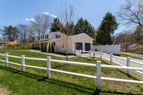 Exterior - 9 Carolan Ave, Hampton, NH 03842 photo 10 of 12