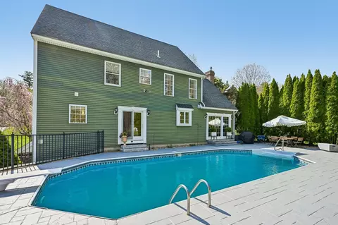 Exterior - 11 Longmeadow Rd, Windham, NH 03087 photo 7 of 15