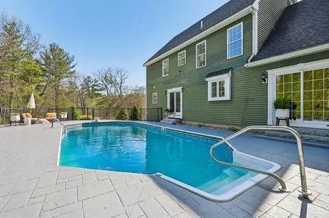 Exterior - 11 Longmeadow Rd, Windham, NH 03087 photo 5 of 15