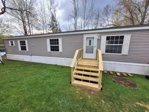 278 Jourdan St, Hinesburg, VT 05461
