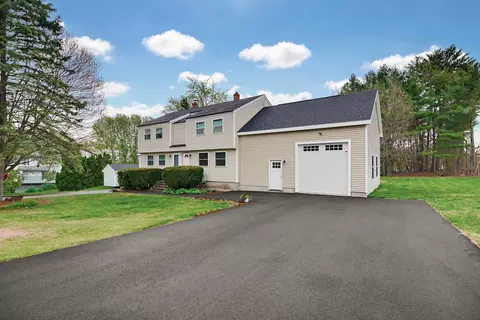 34 Juniper Rd #R, Derry, NH 03038