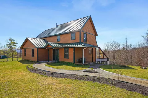 36 New Rd, Meredith, NH 03253