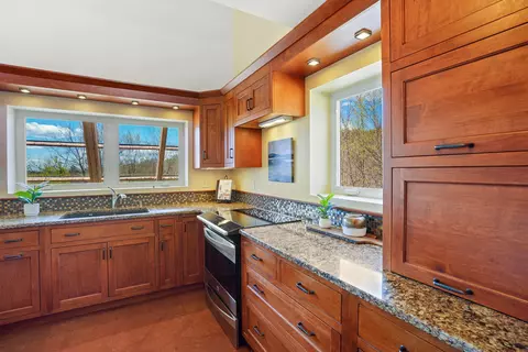 Kitchen - 36 New Rd, Meredith, NH 03253 photo 4 of 4