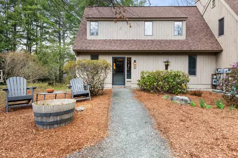 5 Pleasant Dr, Grantham, NH 03753