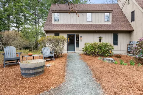 5 Pleasant Dr, Grantham, NH 03753