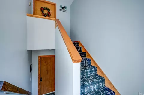 Entry Way - 3 Mountainview Rd # -2, Bartlett, NH 03812 photo 3 of 3