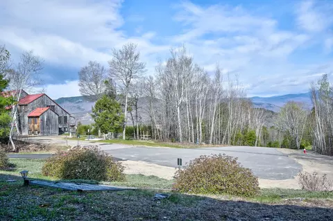 Exterior - 3 Mountainview Rd # -2, Bartlett, NH 03812 photo 4 of 5