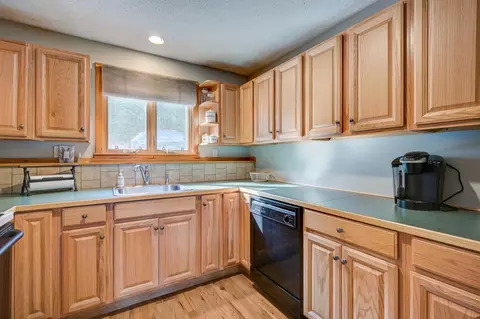 Kitchen - 3 Mountainview Rd # -2, Bartlett, NH 03812 photo 2 of 5