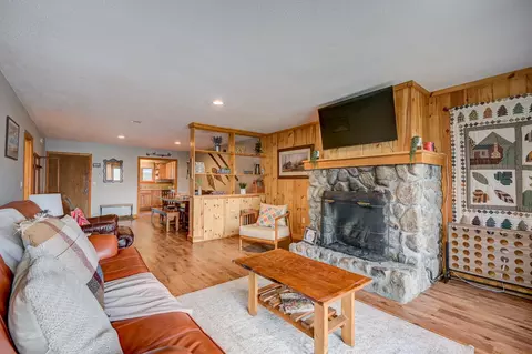 Living - 3 Mountainview Rd # -2, Bartlett, NH 03812 photo 5 of 6