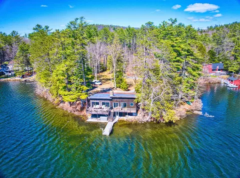 30 Demijen Rd, Sunapee, NH 03782