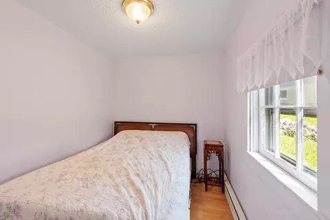Bedroom - 32 Ells Rd, Hampstead, NH 03841 photo 1 of 3