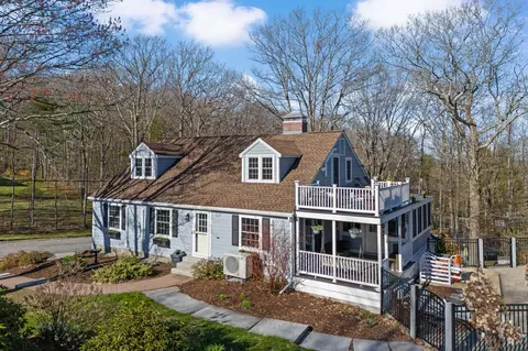 59 Blaze Hill Rd, Hopkinton, NH 03229