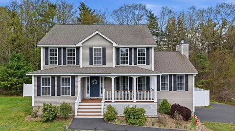 55 Woodhawk Dr, Milford, NH 03055