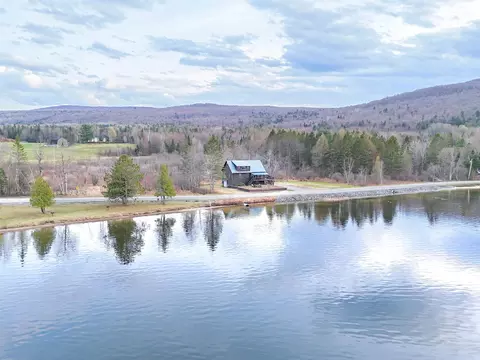 324 Lakeshore Dr, Brighton, VT 05846