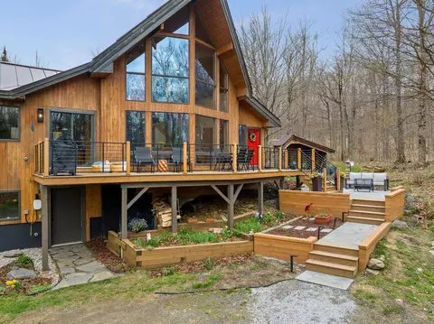 412 Macey Rd, Worcester, VT 05682