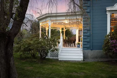 Exterior - 37 Summer St, Dover, NH 03820 photo 2 of 8