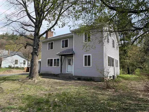 18 Hazen St, Norwich, VT 05055