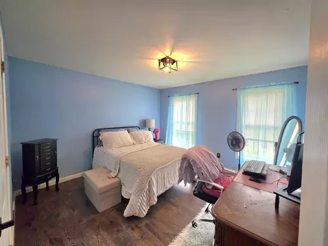 Bedroom - 2 Cardinal Cir, Derry, NH 03038 photo 5 of 5