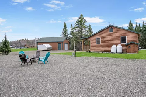 997 Back Lake Rd, Pittsburg, NH 03592